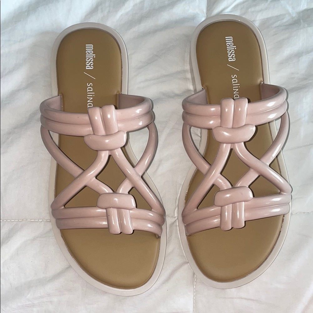 Melissa salinas sandals ￼